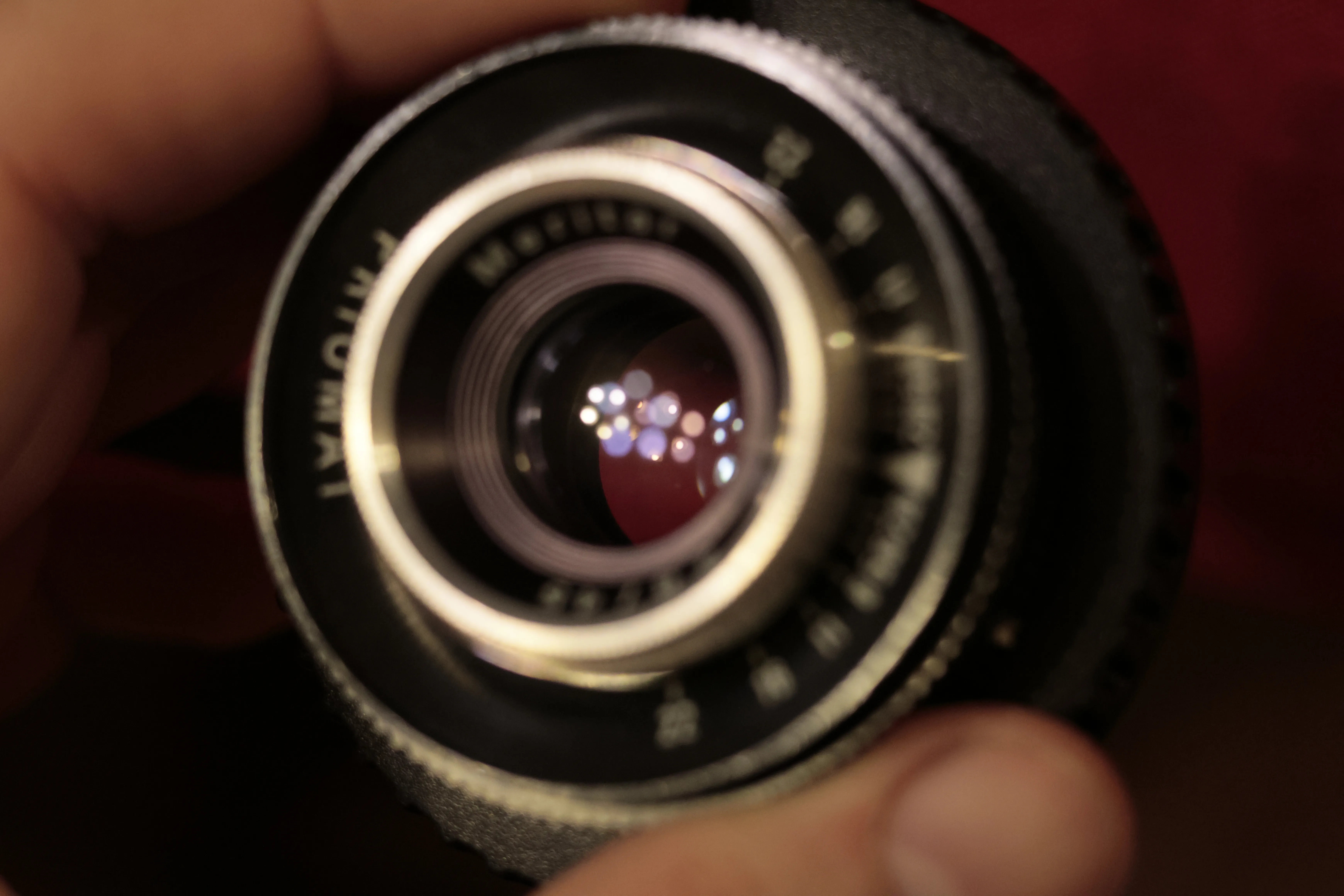 Meritar  Triplet 45mm f2.8 Makro Swirly Kwadrat Bokeh (przerobiony, EF) - Meritar  Triplet 45mm f2.8 Makro Swirly Kwadrat Bokeh (przerobiony, EF) [2].webp